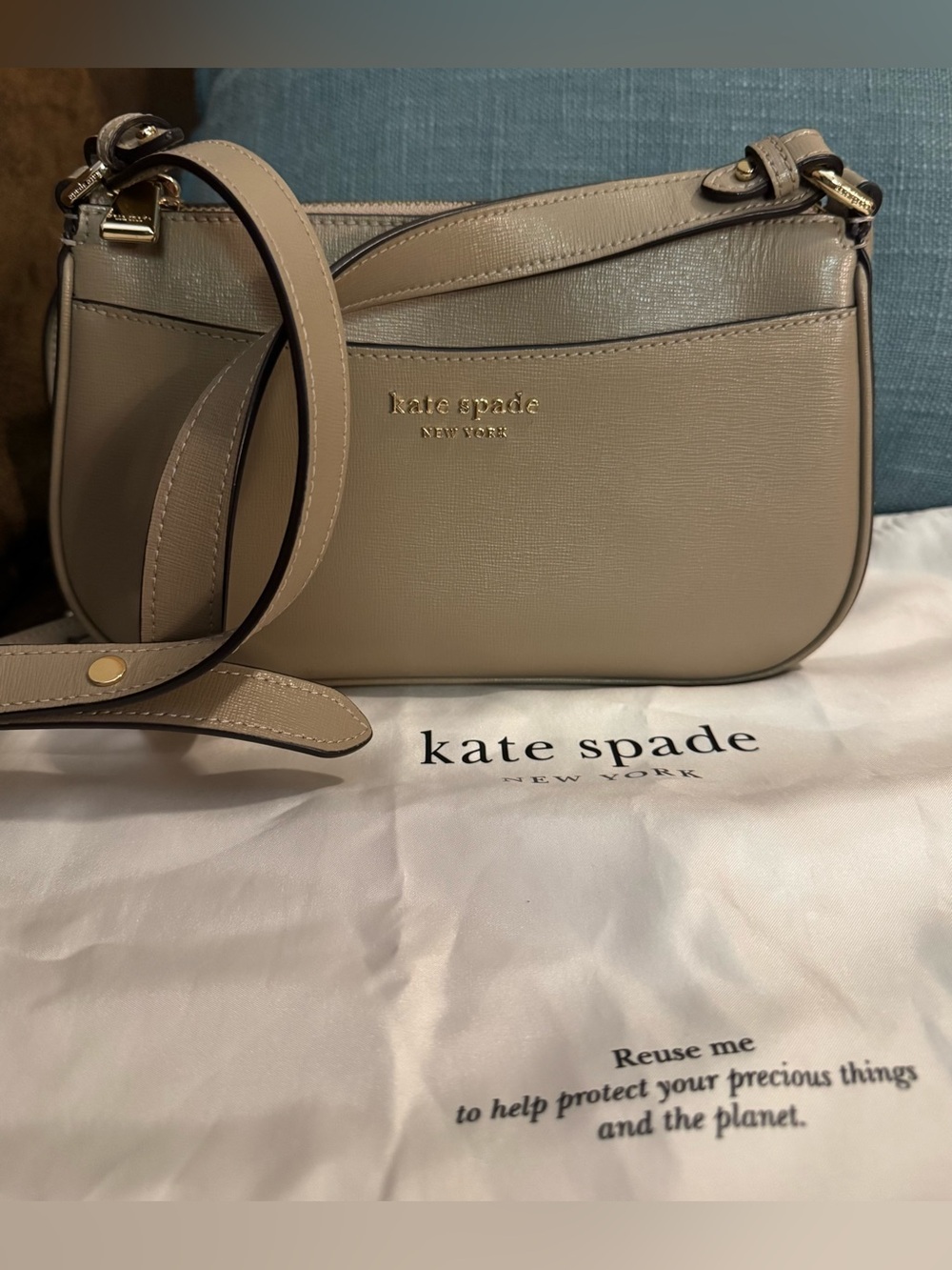 Kate Spade Taupe/Beige Leather Crossbody with Gold Hardware